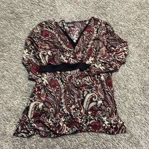 B Moss blouse Women’s Medium red black cream tie back‎ V-neck Great condition.